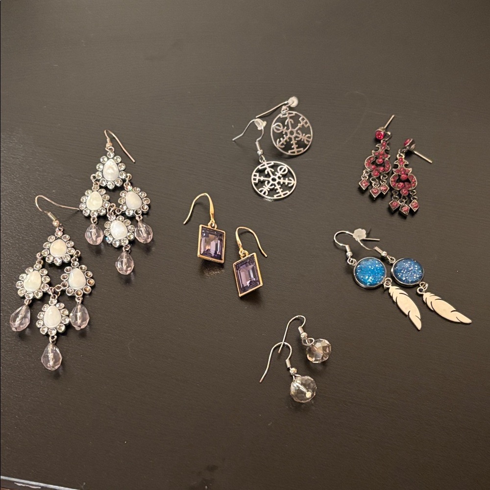 Lot of 6 pair of earrings